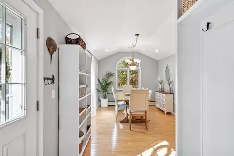 Entry Way - 66 Dawson Rd, Worcester, MA 01602 photo 2 of 2