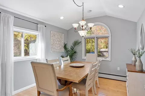 Dining - 66 Dawson Rd, Worcester, MA 01602 photo 2 of 3
