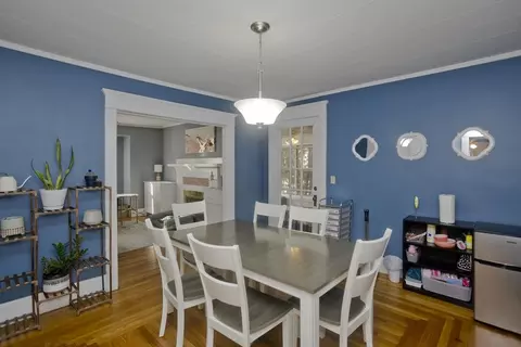 Dining - 165 Belvidere St, Springfield, MA 01108 photo 2 of 3