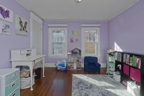 Bedroom - 165 Belvidere St, Springfield, MA 01108 photo 7 of 10