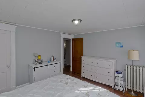 Bedroom - 165 Belvidere St, Springfield, MA 01108 photo 2 of 10
