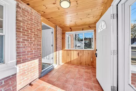 34 Francis St, Springfield, MA 01104 photo 3