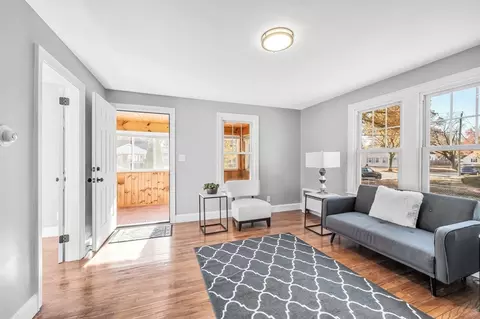34 Francis St, Springfield, MA 01104 photo 6