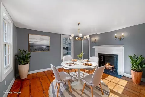 15 Circle St, Marblehead, MA 01945 photo 6
