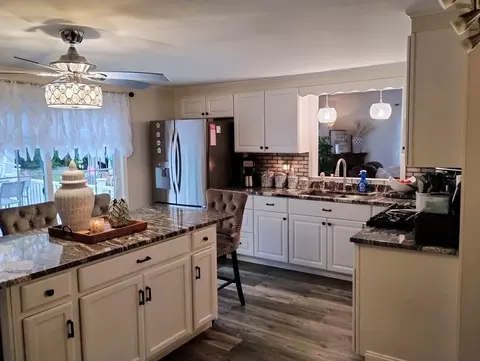 59 Pine Hill Rd, Worcester, MA 01604 photo 13