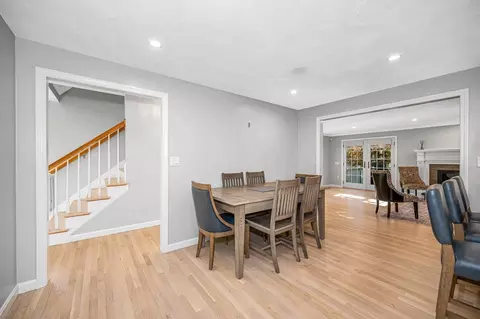 Dining - 17 Harold Ave, Reading, MA 01867 photo 1 of 2