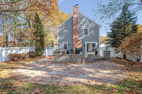 Exterior - 17 Harold Ave, Reading, MA 01867 photo 7 of 7