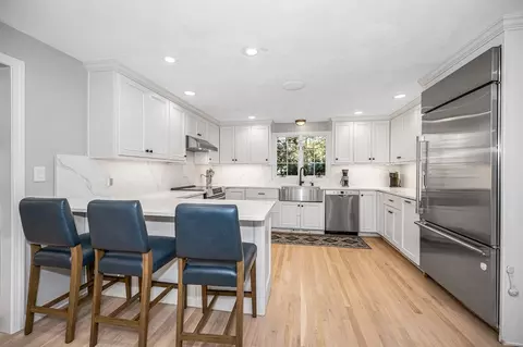 Kitchen - 17 Harold Ave, Reading, MA 01867 photo 3 of 7