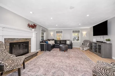 Living - 17 Harold Ave, Reading, MA 01867 photo 1 of 3
