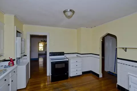 65 Olmsted Dr, Springfield, MA 01108 photo 38