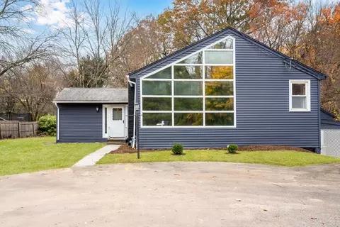 397 Southwick St, Agawam, MA 01030