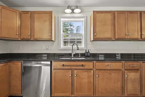2 Brookside Dr, Hanson, MA 02341 photo 9