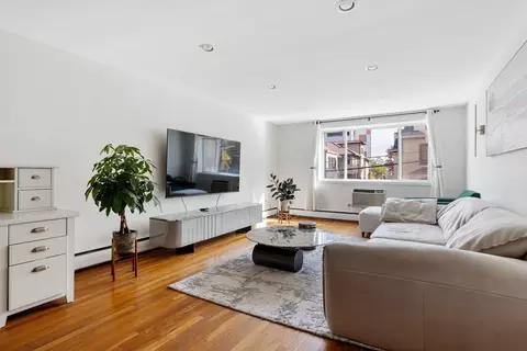 50 Green St #203, Brookline, MA 02446