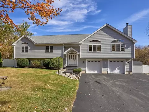 9 Tucker Rd, Holden, MA 01520