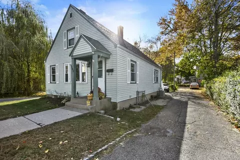 103 Franklin St, Stoneham, MA 02180