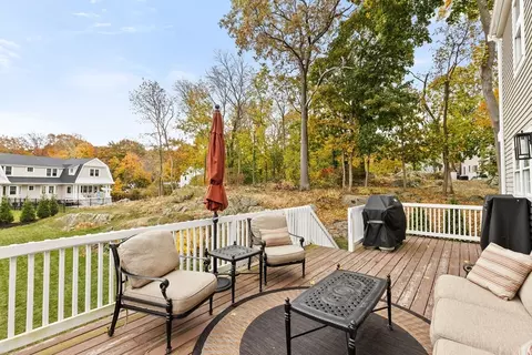 8 Hayes Rd, Hingham, MA 02043 photo 23