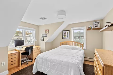 8 Hayes Rd, Hingham, MA 02043 photo 15