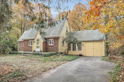 172 Brimbal Ave, Beverly, MA 01915