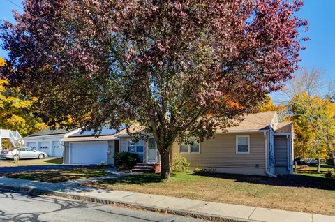 29 A Elm St, Methuen, MA 01844