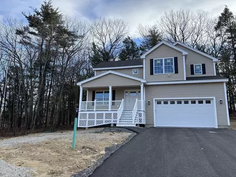 12 Valley Ln, Somersworth, NH 03878