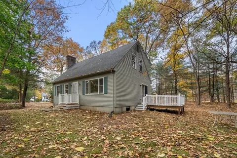 434 Locust St, Attleboro, MA 02703