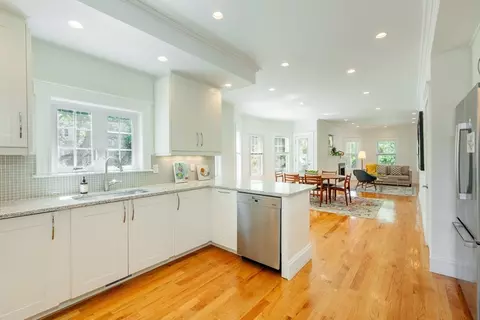 51 Ossipee Rd #1, Somerville, MA 02144 photo 14