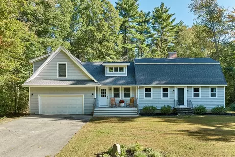 60 River Rd #60, Stratham, NH 03885