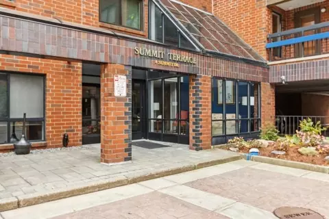 4 Summit Dr #508, Reading, MA 01867