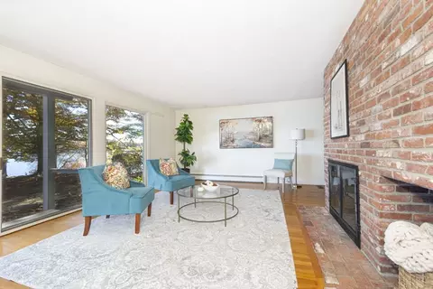 Living - 8 Pine Ave, Spencer, MA 01562 photo 2 of 8