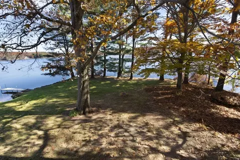 Exterior - 8 Pine Ave, Spencer, MA 01562 photo 7 of 8