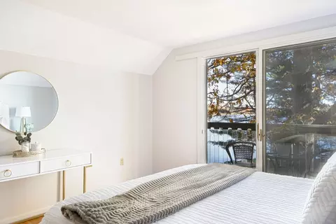Bedroom - 8 Pine Ave, Spencer, MA 01562 photo 3 of 4