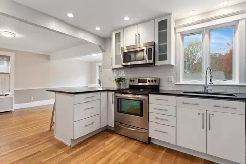65 Grove St, Reading, MA 01867 photo 19