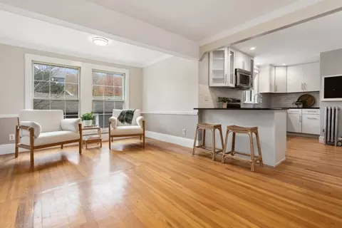 65 Grove St, Reading, MA 01867 photo 9