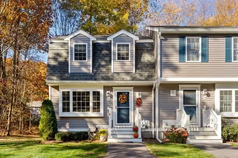 13 Benjamin Landing Ln #13, Franklin, MA 02038