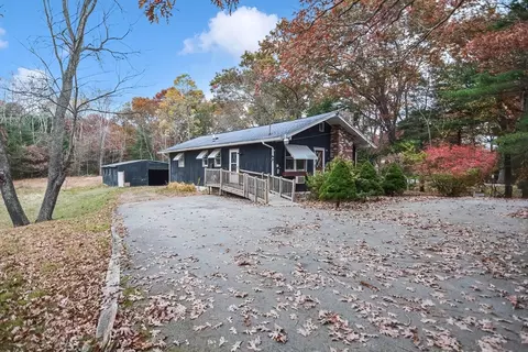 162 Summer St, Rehoboth, MA 02769