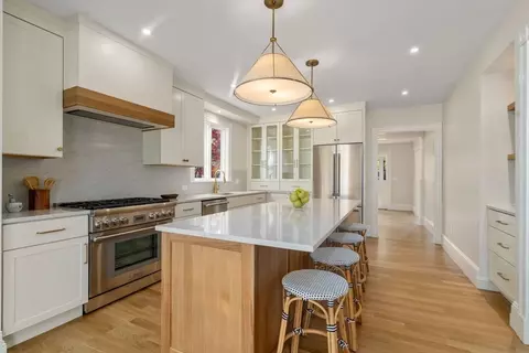 12 Oakland Ave, Needham, MA 02492 photo 5
