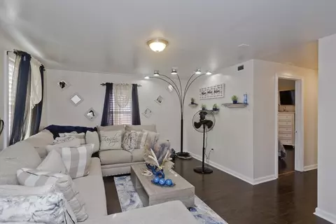 28 Spruce St, Springfield, MA 01105 photo 18