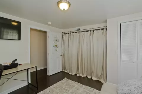 28 Spruce St, Springfield, MA 01105 photo 25