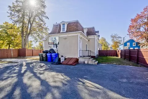 28 Spruce St, Springfield, MA 01105 photo 36