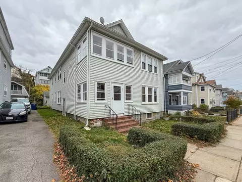 97-99 Wellsmere Rd, Boston, MA 02131