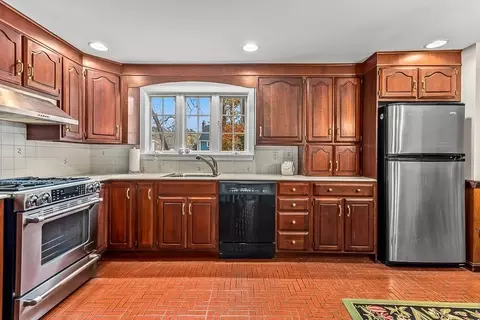 31 Indian Path, Dedham, MA 02026 photo 13
