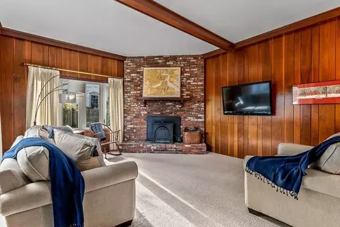 31 Indian Path, Dedham, MA 02026 photo 18