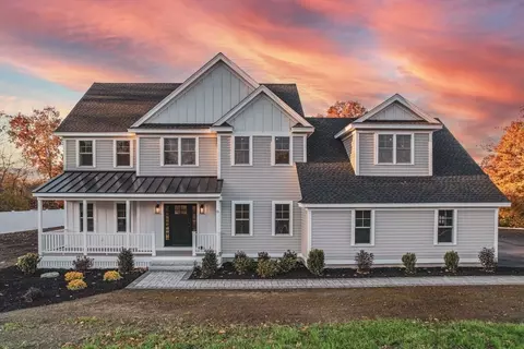 6 Chatham Ln, Danvers, MA 01923