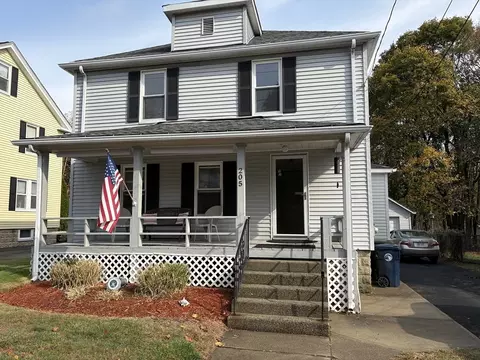 205 Bolton St, Marlborough, MA 01752