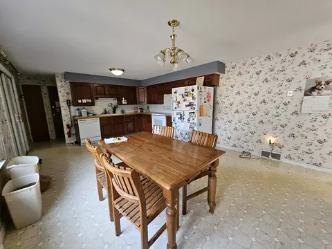 10 June Ave, Webster, MA 01570 photo 8