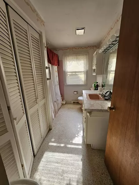 10 June Ave, Webster, MA 01570 photo 11