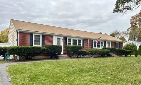 11-13 Cheshire Rd, Yarmouth, MA 02673