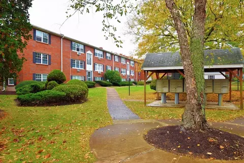 6 Tara Dr #5, Weymouth, MA 02188