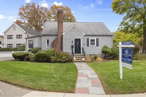 76 Hoitt Rd, Belmont, MA 02478