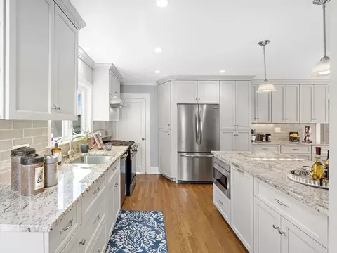 1112 Greendale Ave, Needham, MA 02492 photo 10